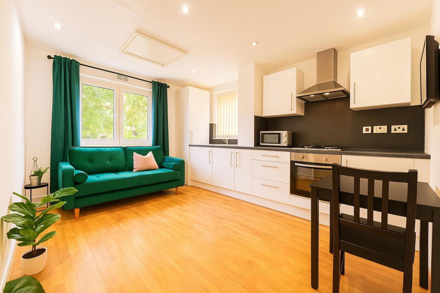One Bedroom Apartment In City Centre คาร์ดิฟฟ์ ภายนอก รูปภาพ